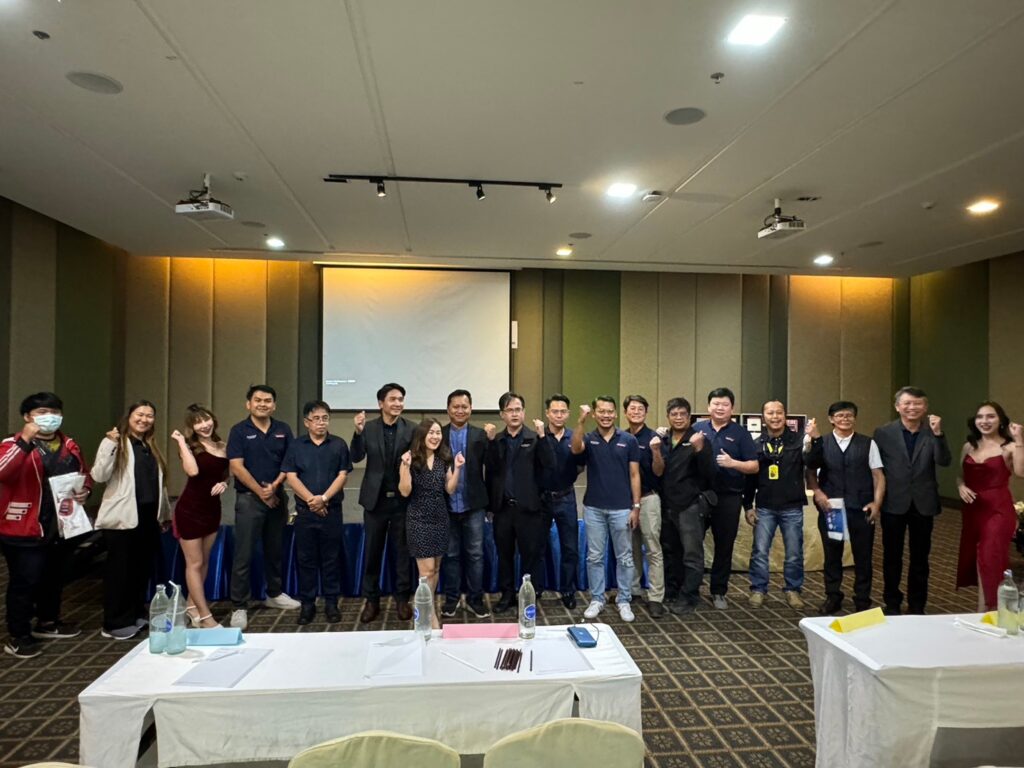 ภาพหมู่ผู้เข้าร่วมกิจกรรม Fire Safety Solutions ปี 2566